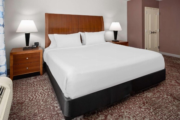Hilton Garden Inn Milford image 18